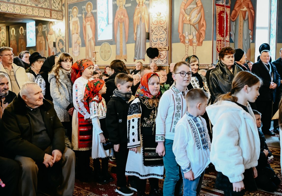Resfințirea Bisericii „Sfântul Ierarh Nicolae” din Someșu Rece 355423