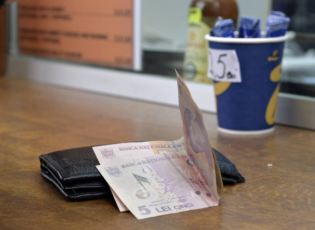 Analist: Recesiunea obligă statul să nu mai crească taxele 355484