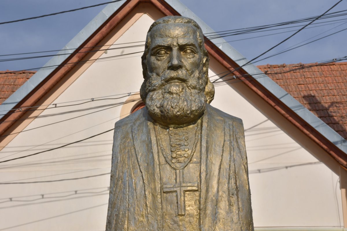 Episcopul Nicolae Popea, un model actual la două secole de la naștere 355454