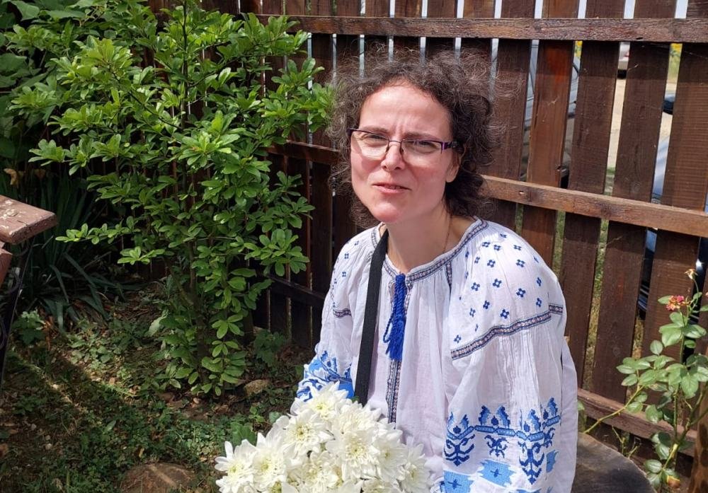 POEZIE: Nicoleta Enculescu 355577