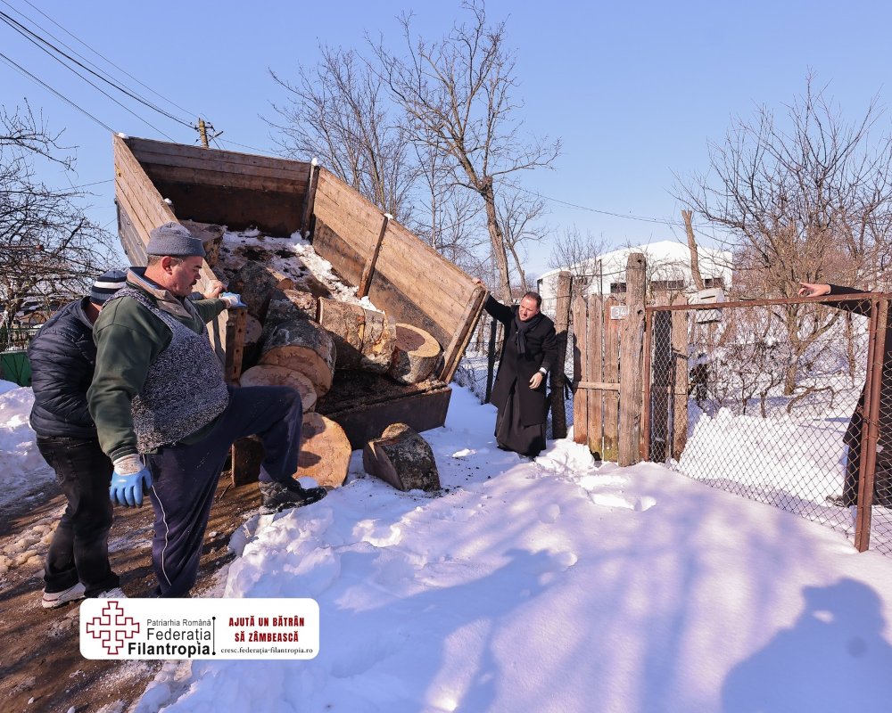 „Ajută un bătrân să zâmbească” a ajuns în județul Buzău 355773
