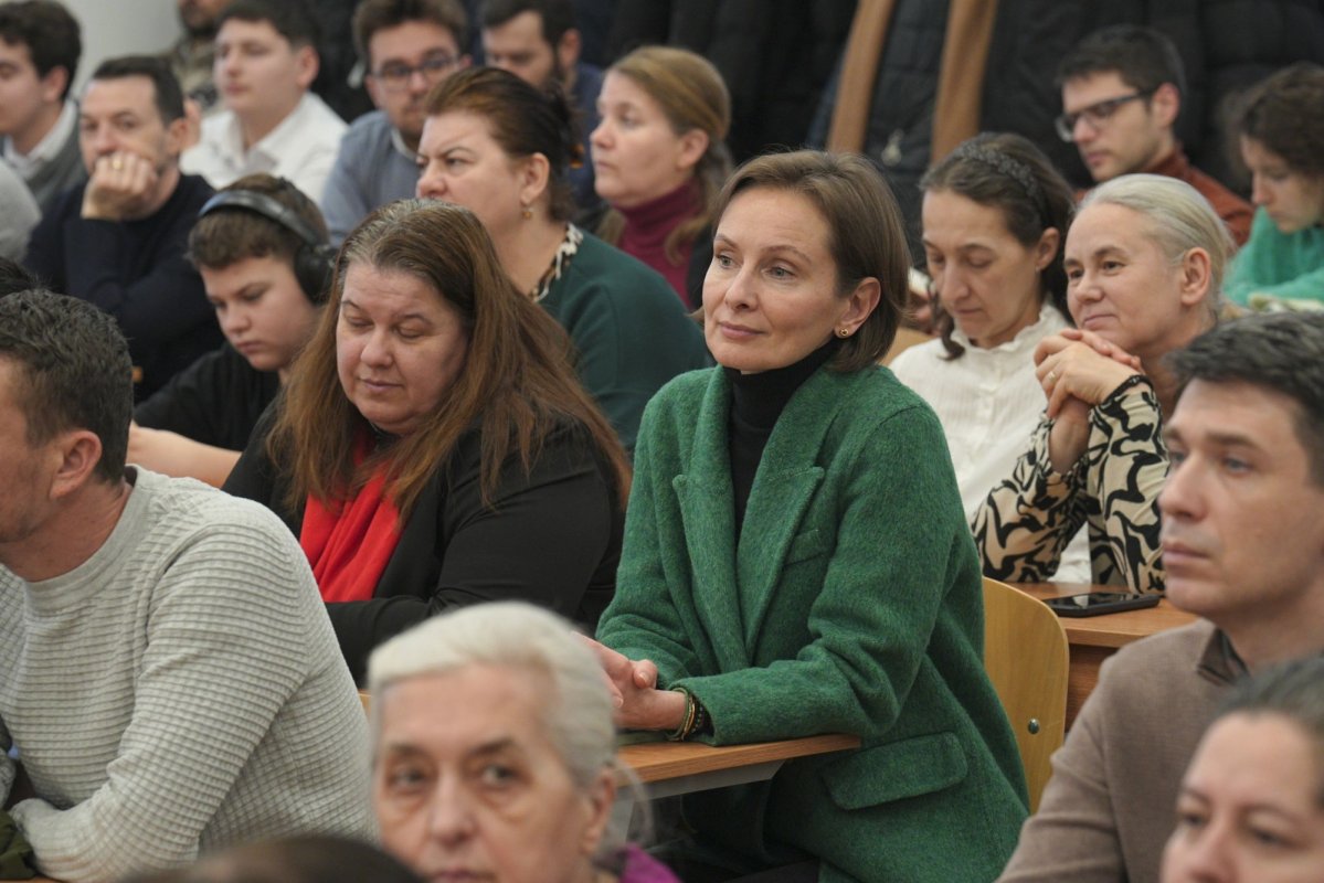 Părintele Damaschin de la Mănăstirea Grigoriu a conferențiat în Capitală 355781