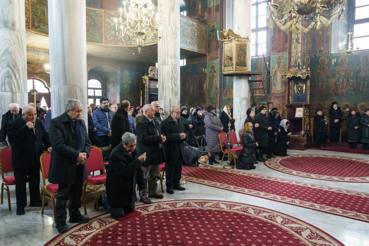 Slujire arhierească la Mănăstirea Bărboi din Iași 355840