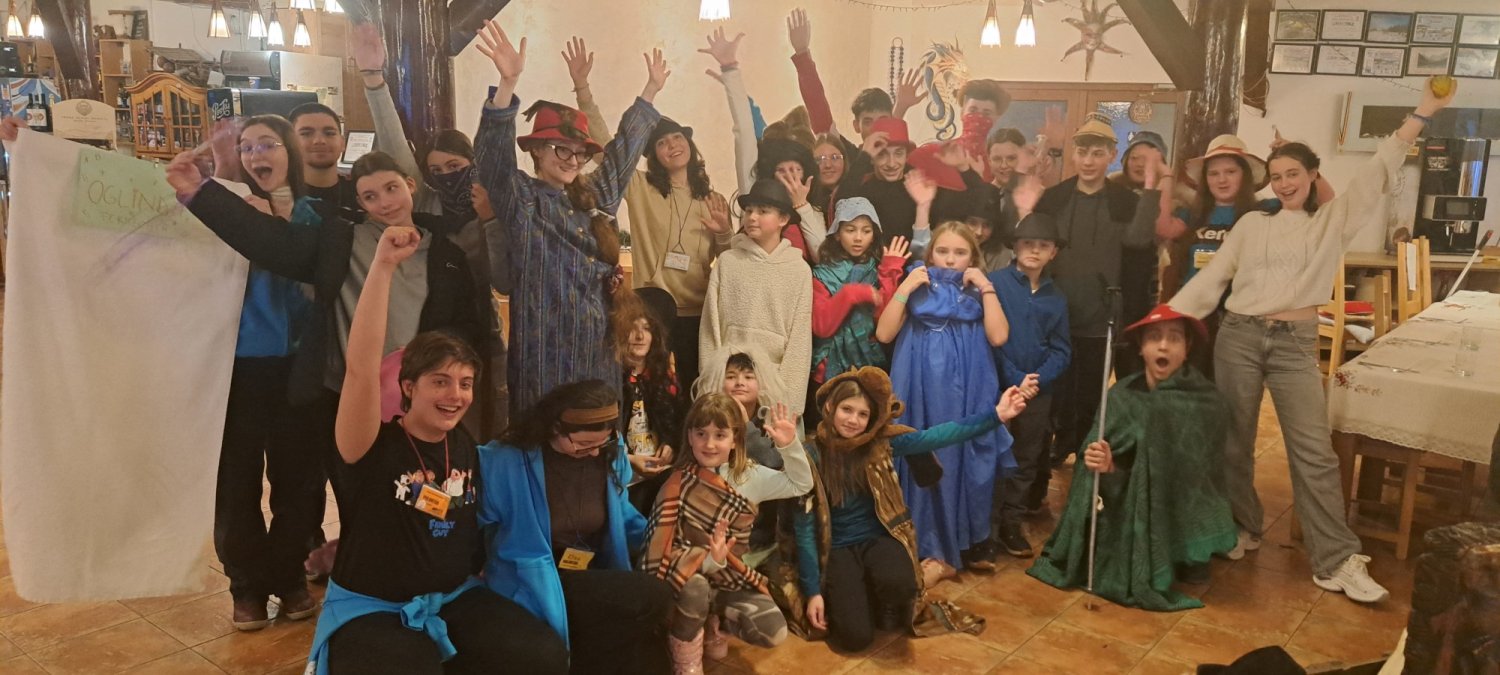 Tabără internațională la Sâmbăta de Sus, judeţul Braşov 355898