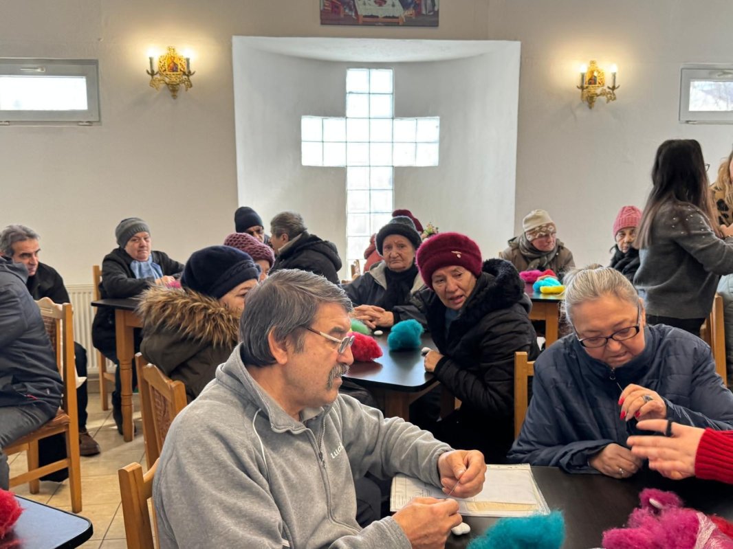 Atelier de creație la cantina socială „Sfânta Filofteia” din București 356020