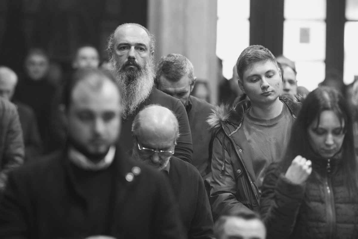 „«Miluiește-mă, Dumnezeule!» să fie respirația inimii noastre curățită prin lacrimi” 356034