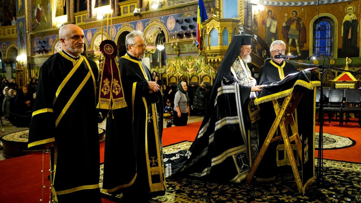 Prima parte a Canonului cel Mare, citită la Catedrala Mitropolitană din Sibiu 355990