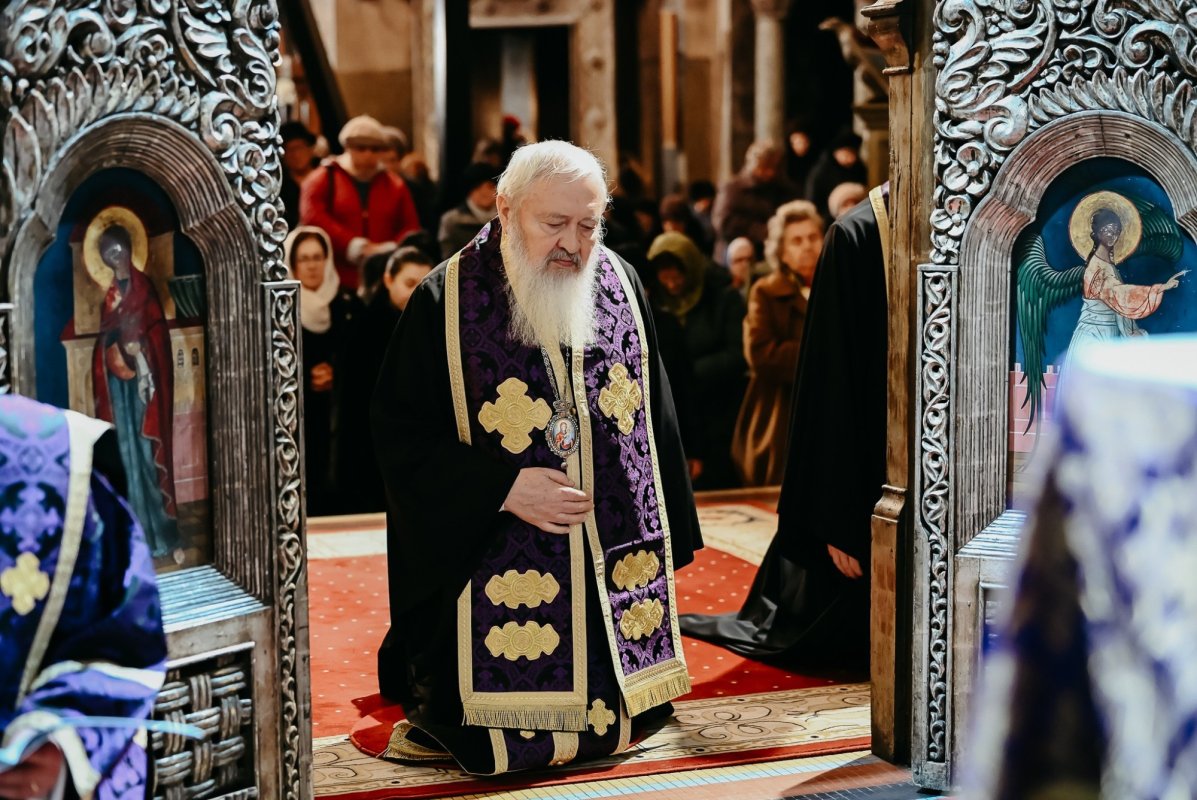 Credincioși uniți în rugăciune la Catedrala din Cluj‑Napoca 356084