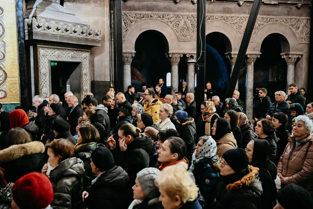 Liturghia Darurilor înainte sfințite la catedrala din Cluj‑Napoca 356191