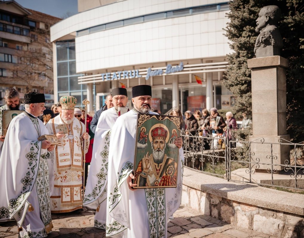 Popasuri de rugăciune și de evidențiere a cinstirii sfintelor icoane 356509