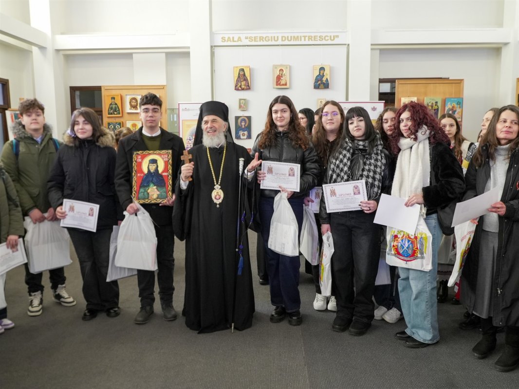 Procesiune și expoziție cu icoane la Galați  356514