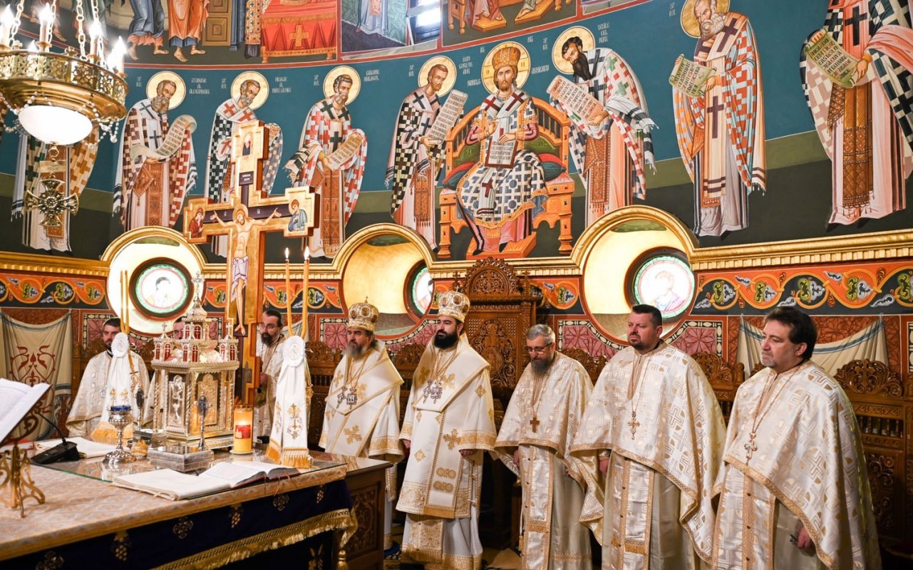 Duminica Ortodoxiei sărbătorită la Catedrala Episcopală din Deva 356606