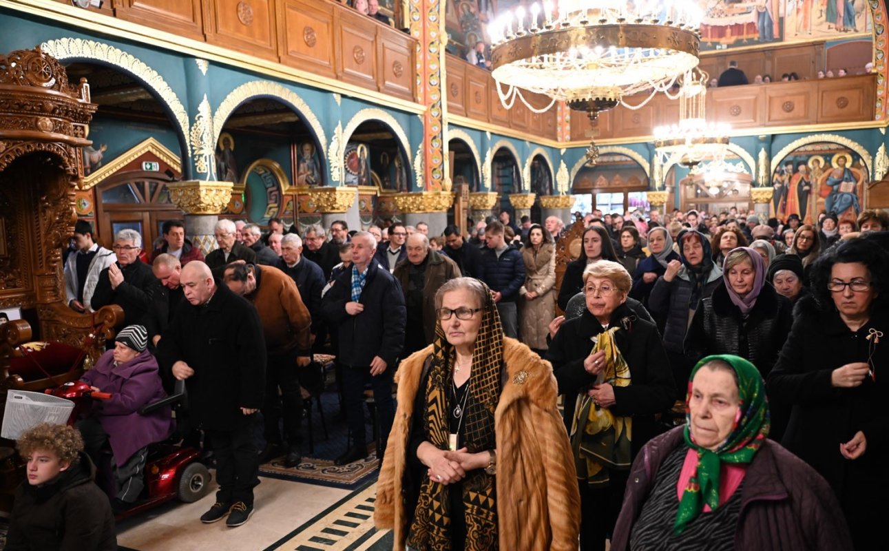 Duminica Ortodoxiei sărbătorită la Catedrala Episcopală din Deva 356607