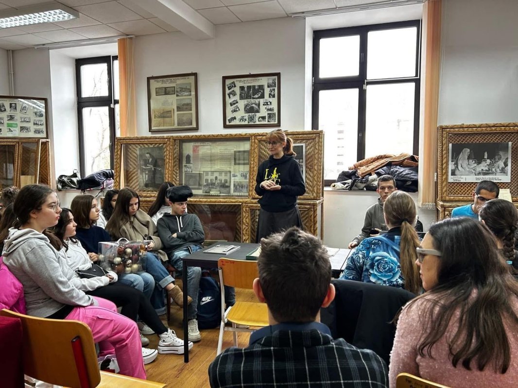 Lumina din Vatra Luminoasă 356551