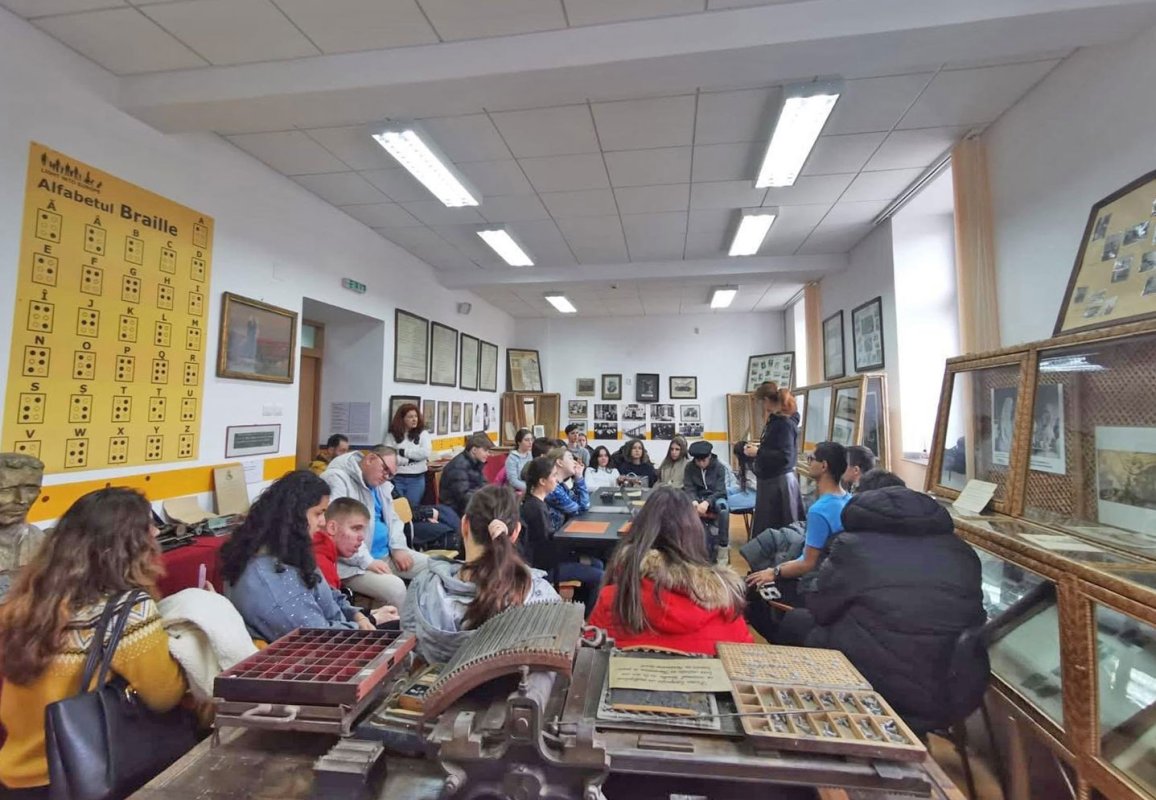 Lumina din Vatra Luminoasă 356569