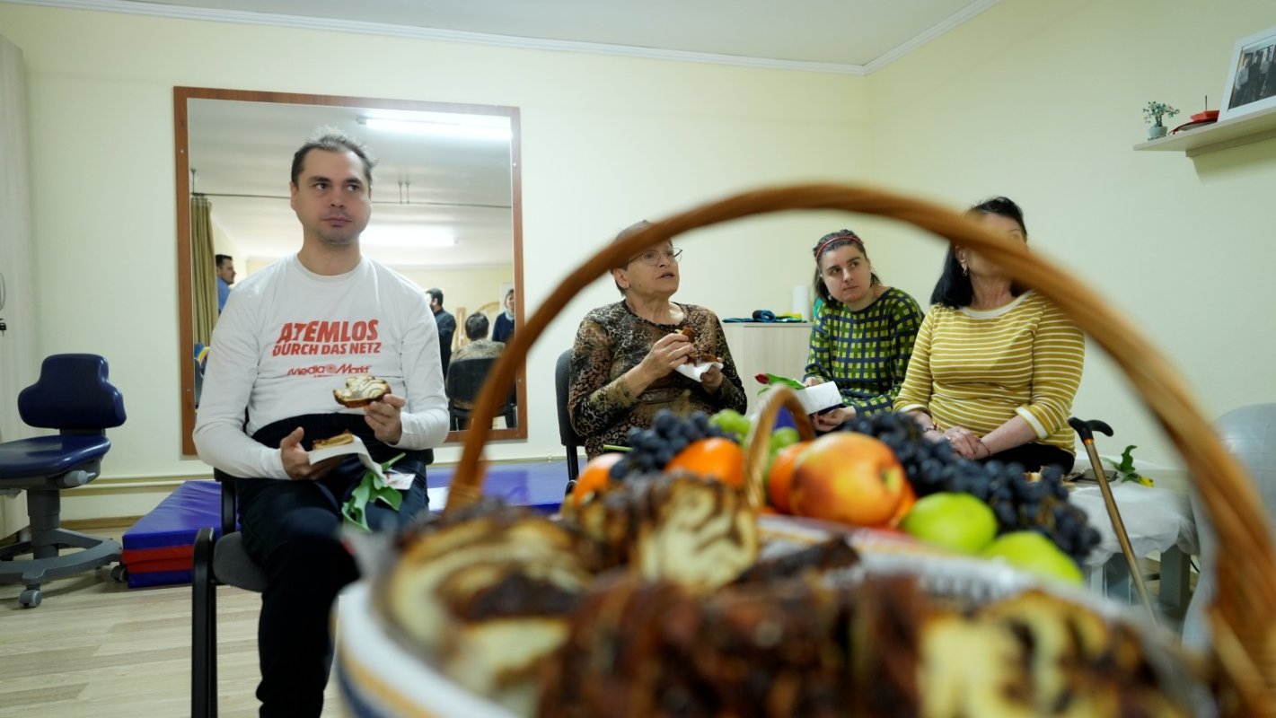 Mărţişoare şi daruri pentru beneficiarii din două centre ale Arhiepiscopiei Sibiului 356638