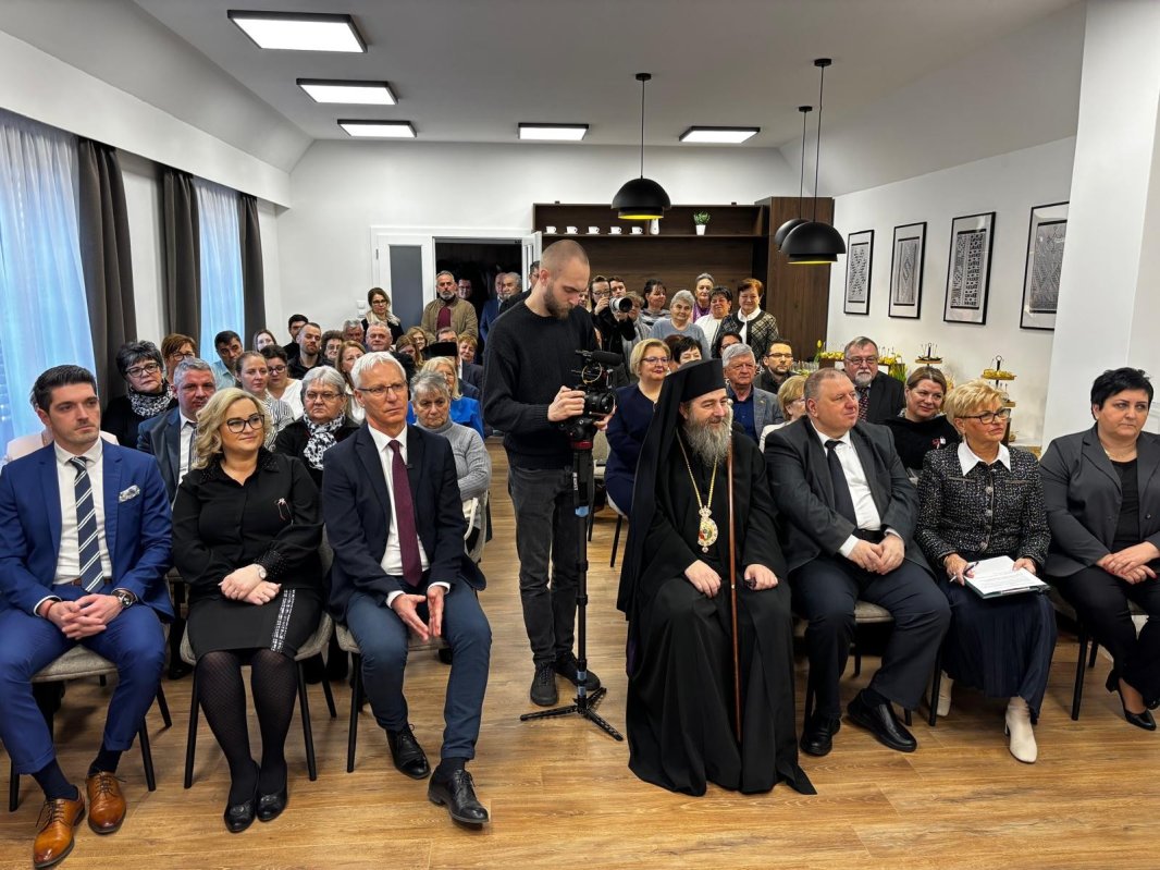 Clădiri românești restaurate inaugurate în localități din Ungaria 356722