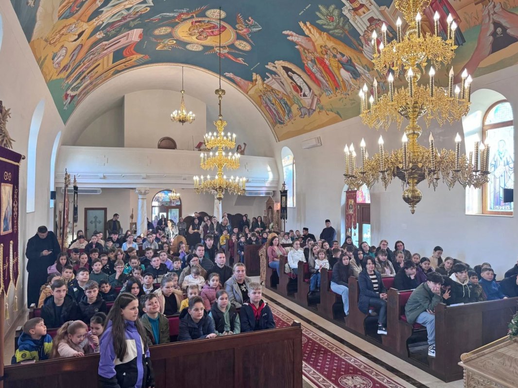 Cateheza „Ortodoxia prin ochii tinerilor”, în parohia sălăjeană Crasna 356767