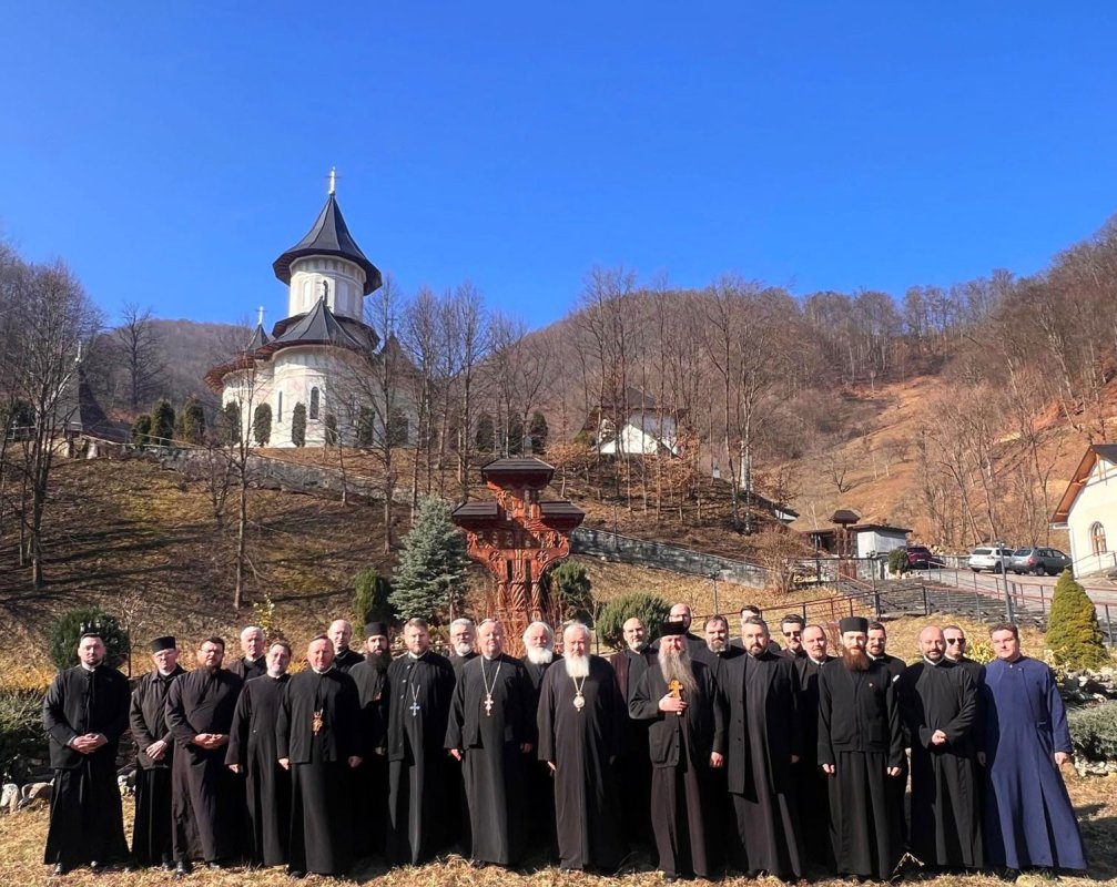 Cursuri de îndrumare duhovnicească la Mănăstirea Rebra‑Parva 356780