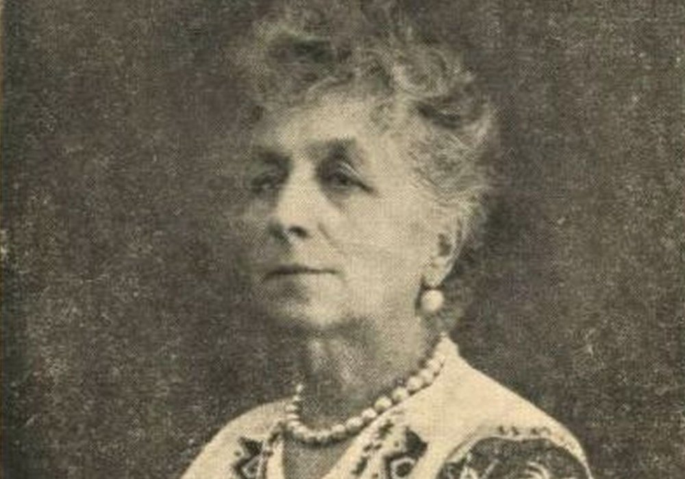 Chipuri de femei care au influenţat educaţia şi cultura 356825