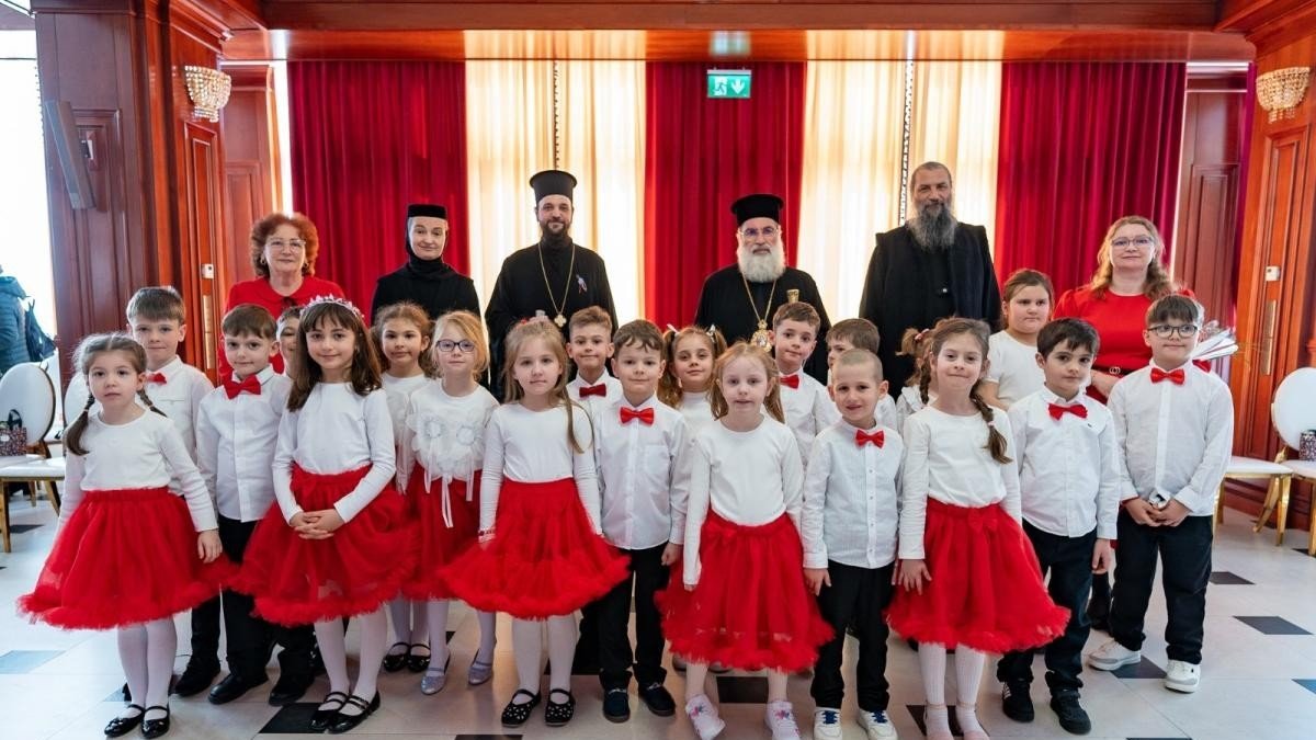 Daruri pentru doamne la Centrul eparhial de la Roman 356883