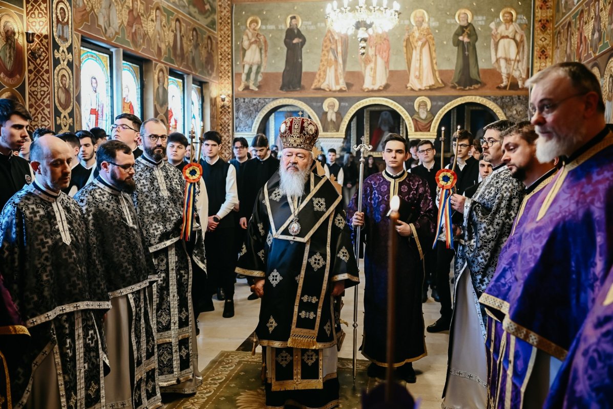 Liturghia Darurilor înainte sfințite la un paraclis din Cluj-Napoca 356848