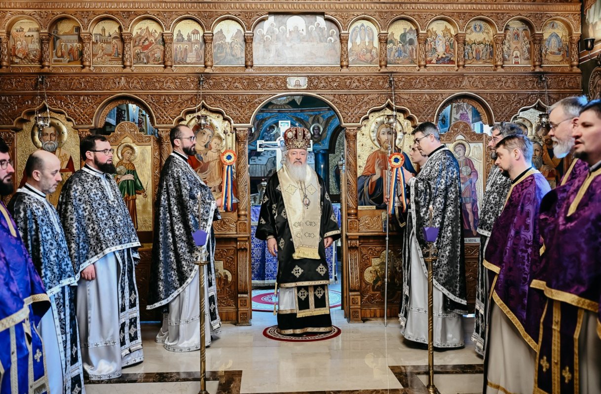 Liturghia Darurilor înainte sfințite la un paraclis din Cluj-Napoca 356851