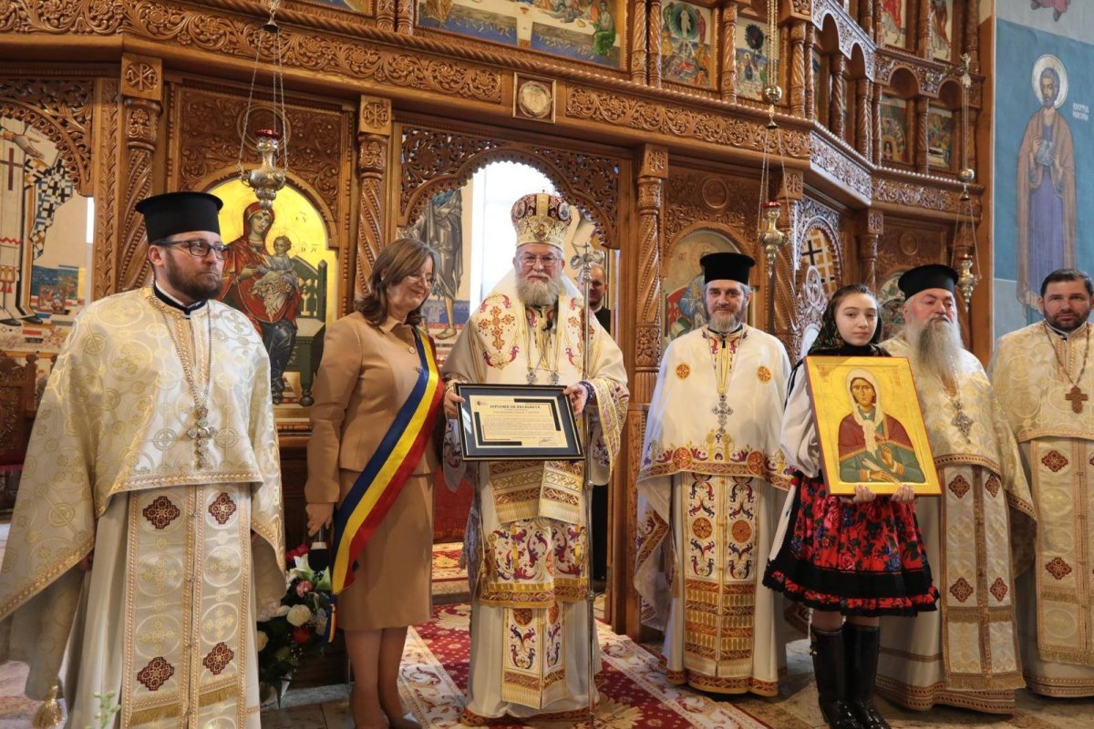 Binecuvântări arhiereşti la Negreşti‑Oaş 357135