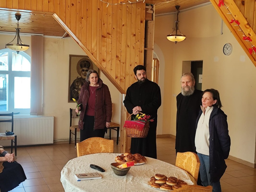 Daruri pentru vârstnicii Căminului „Sfânta Muceniță Irina” din Sibiu 357187