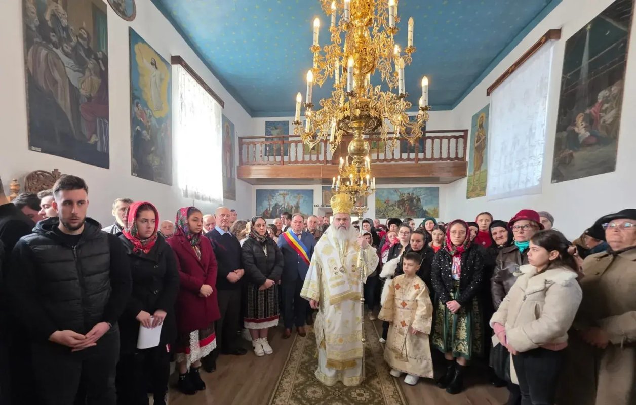 Hirotonie și instalare de preot paroh în Ciocani, Vaslui 357147