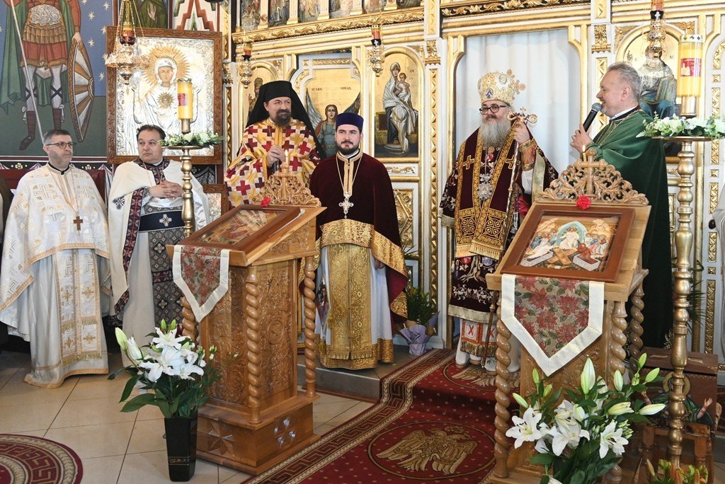 Resfințirea picturii bisericii din localitatea Greaca 357163