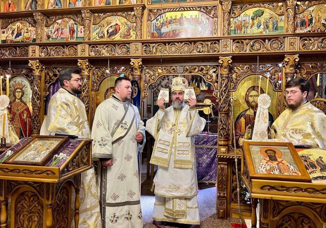 Slujirile ierarhilor hunedoreni în Duminica a 2-a din Postul Mare 357129