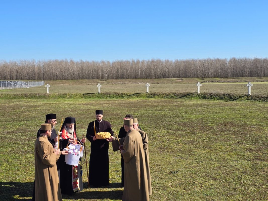 Triptic de evenimente în Arhiepiscopia Dunării de Jos 357198