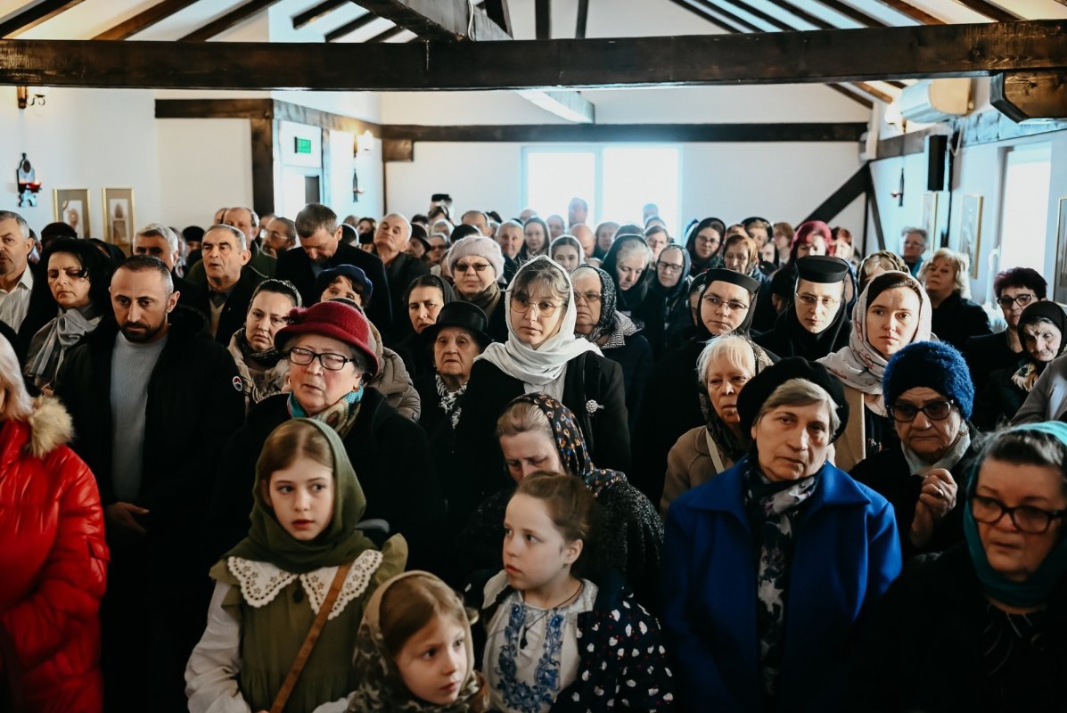 Hramul Mănăstirii „Sfinții 40 de Mucenici” -Memorialul Gherla  357227