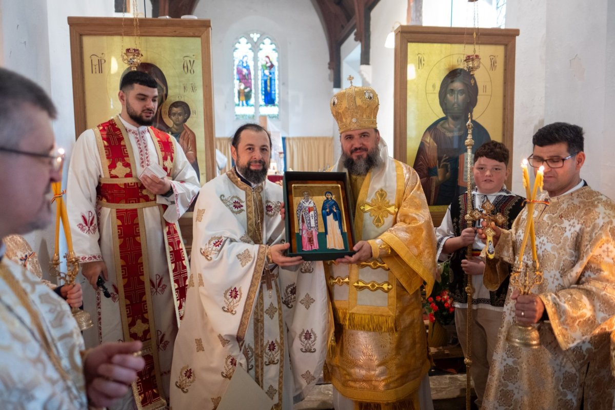 Moment aniversar pentru o parohie românească din Marea Britanie 357242