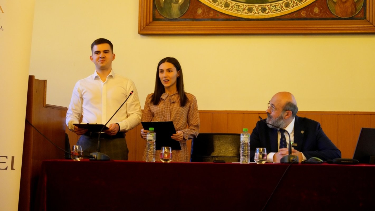 Conferinţă despre familia creştină la Sibiu 357309