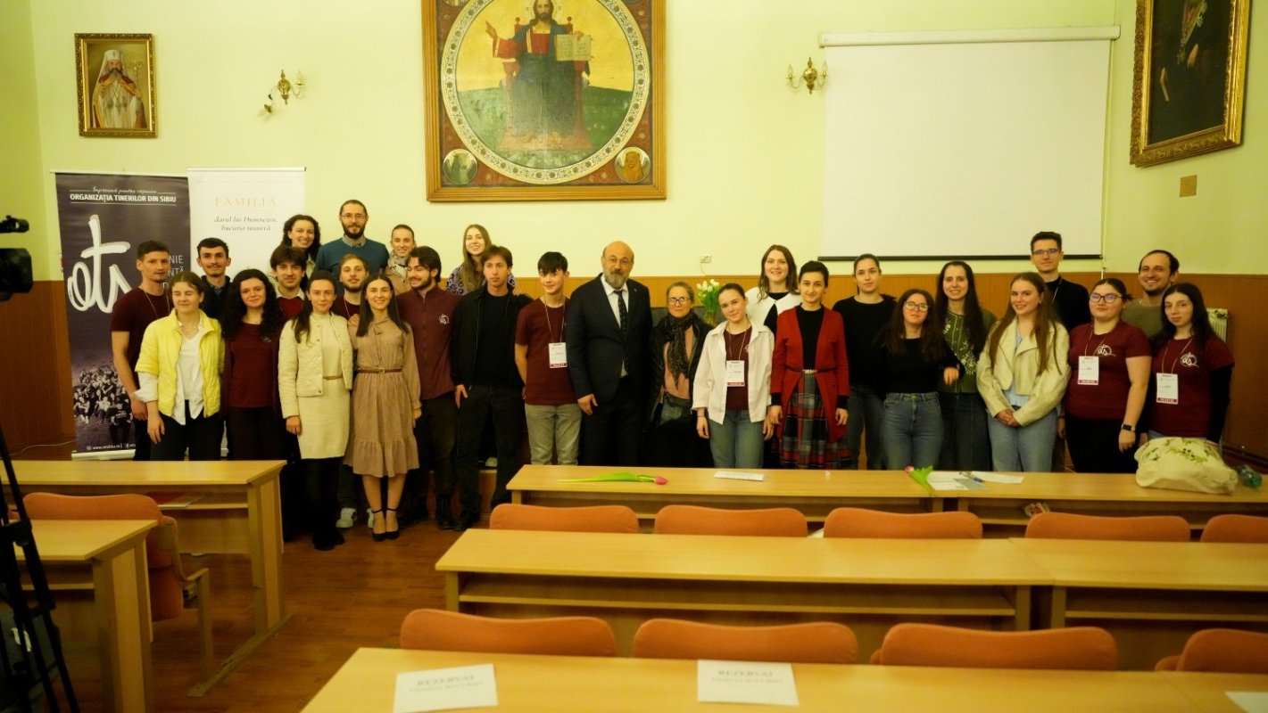 Conferinţă despre familia creştină la Sibiu 357315