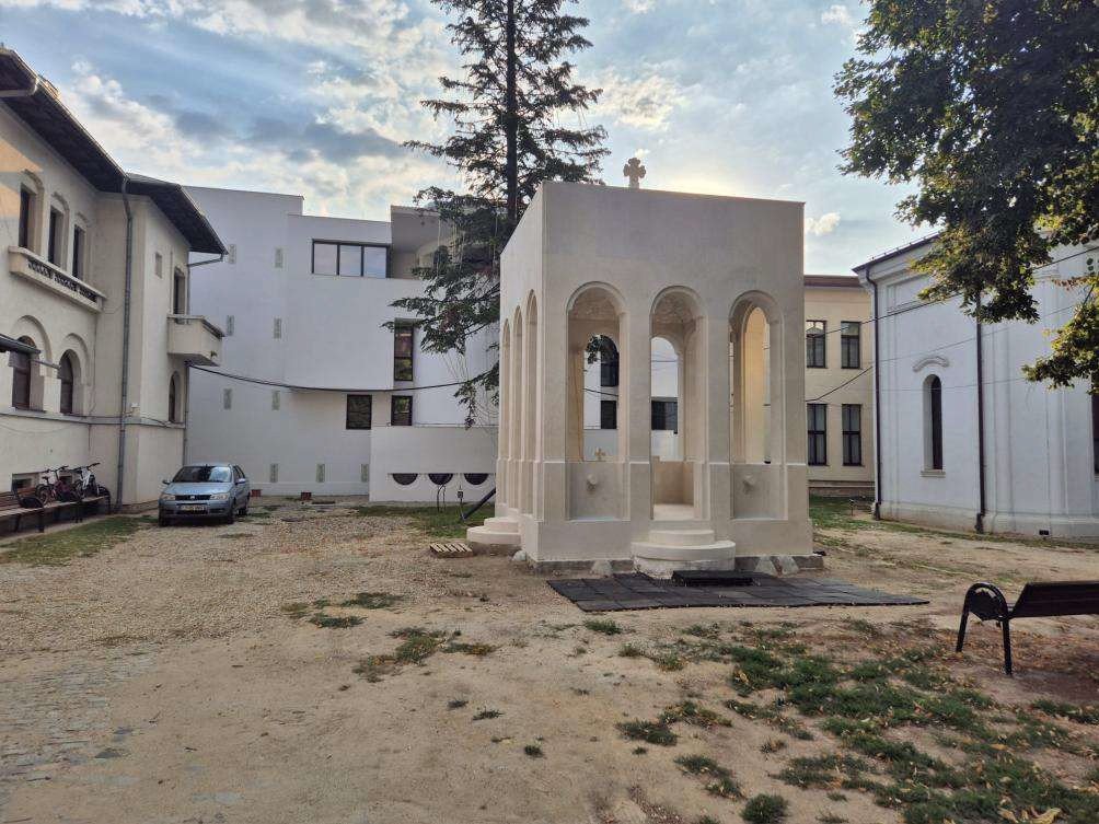 Izvorul Tămăduirii sufletești și trupești 357273