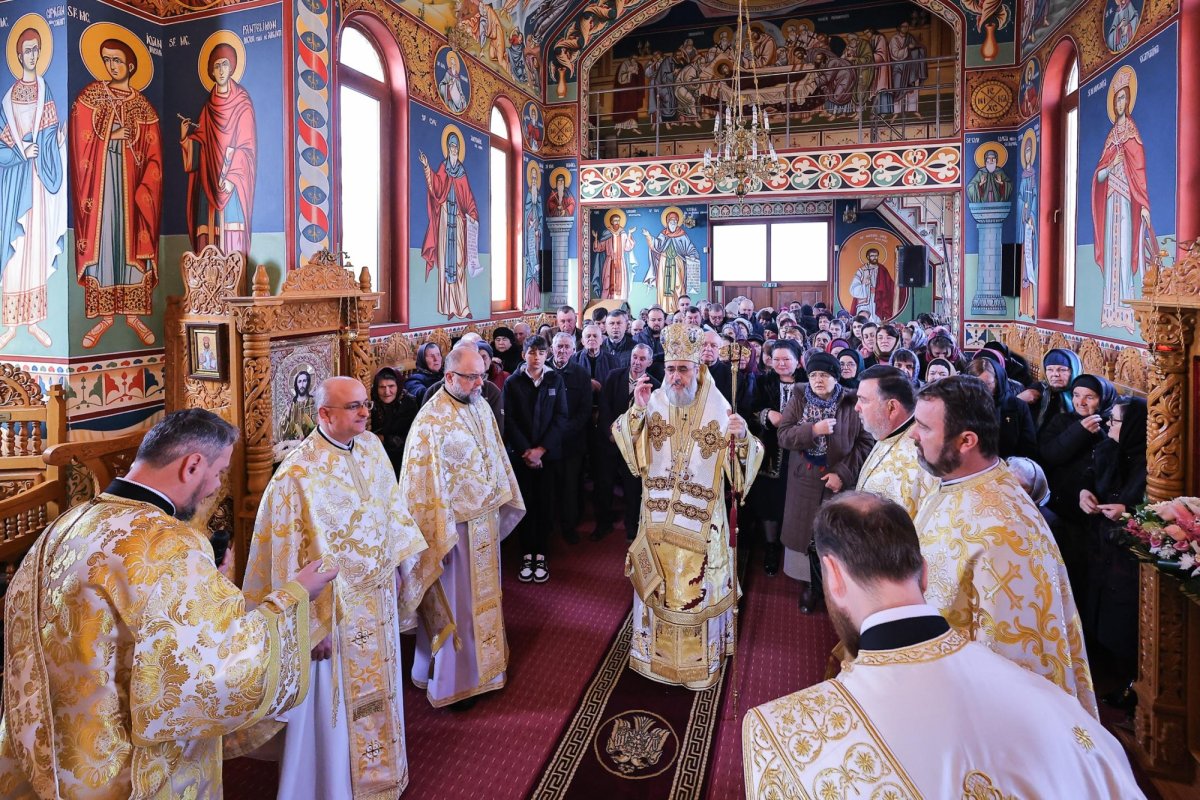 Popasuri de rugăciune și slujire în eparhii din Muntenia și Dobrogea 357527