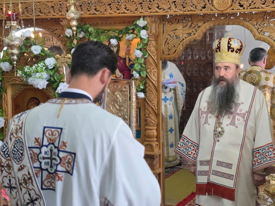 Popasuri de rugăciune și slujire în eparhii din Muntenia și Dobrogea 357530