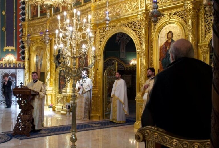 Binecuvântare pentru credincioșii arădeni 357624