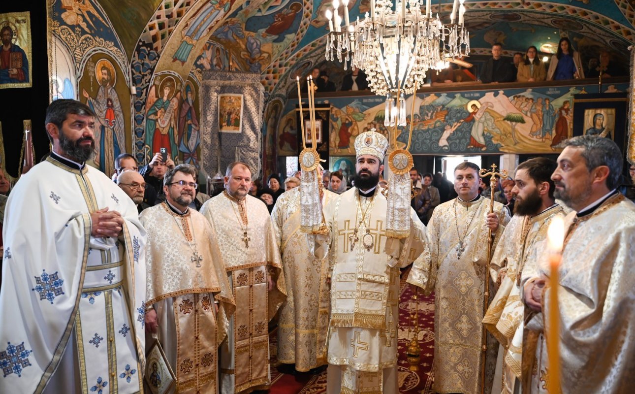 Binecuvântări arhiereşti în Episcopia Devei şi Hunedoarei 357586