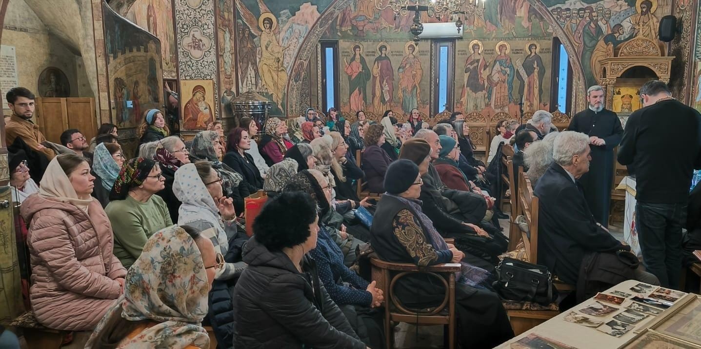 Evocarea părintelui Iulian Stoicescu la Parohia Apărătorii Patriei I 357604