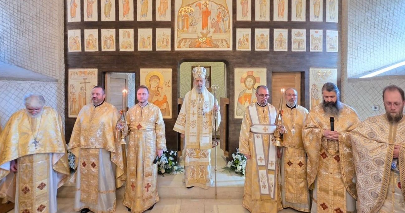 Liturghie arhierească la hramul Mănăstirii „Sfânta Cruce” de la Aiud 357599