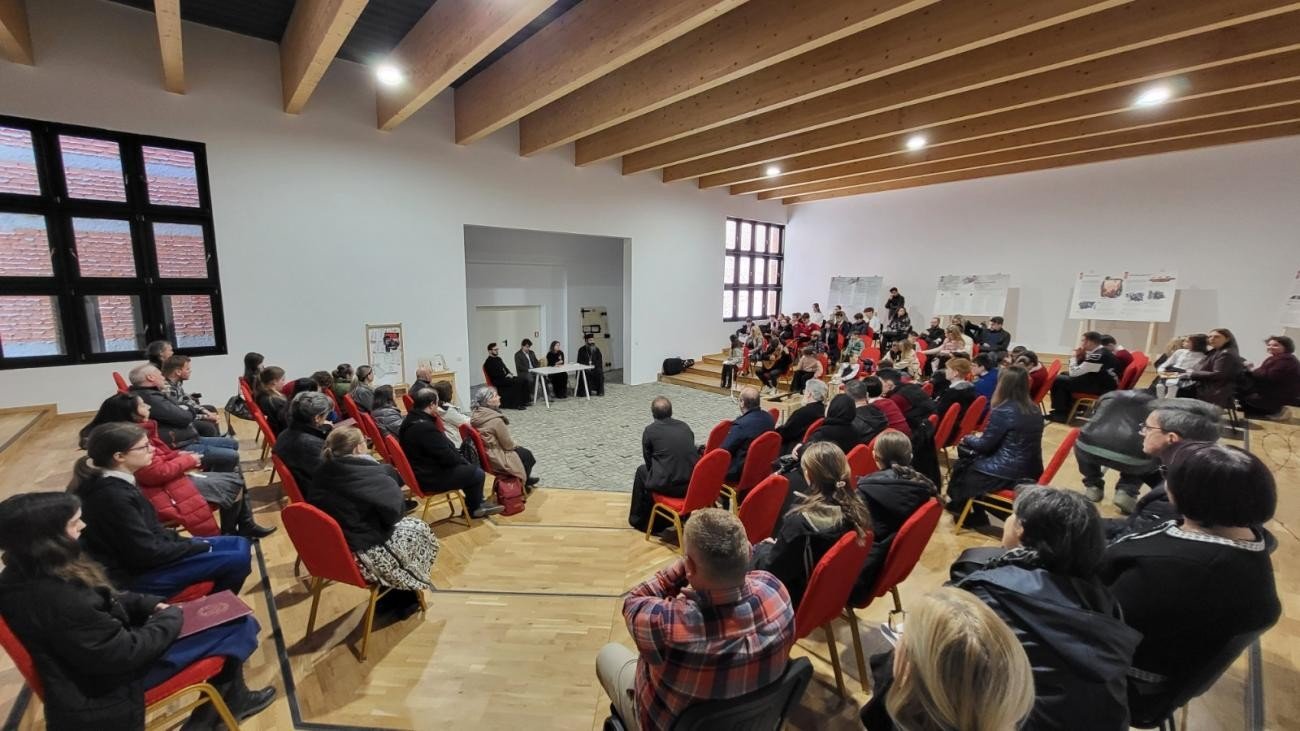 Simpozionul Național de Martirologie la Alba Iulia 357692