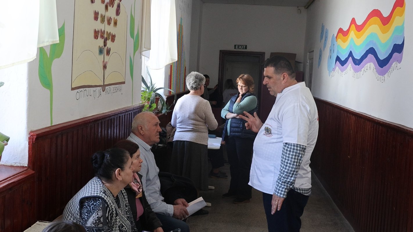 Primul popas al campaniei „Sănătate pentru sate” la Păcureți 357780