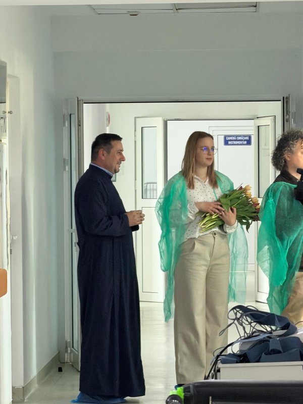 Proiectul „Flori pentru mămici”, la Spitalul de Obstetrică‑Ginecologie Ploiești 357785