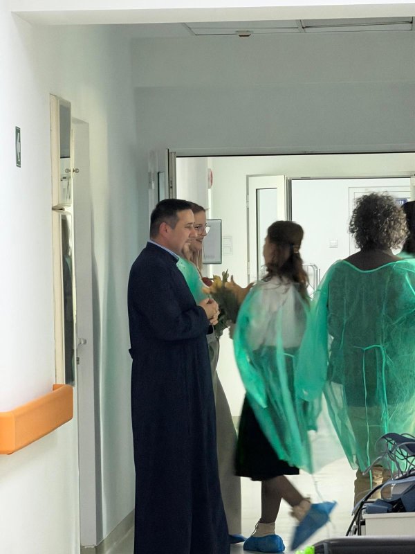 Proiectul „Flori pentru mămici”, la Spitalul de Obstetrică‑Ginecologie Ploiești 357786