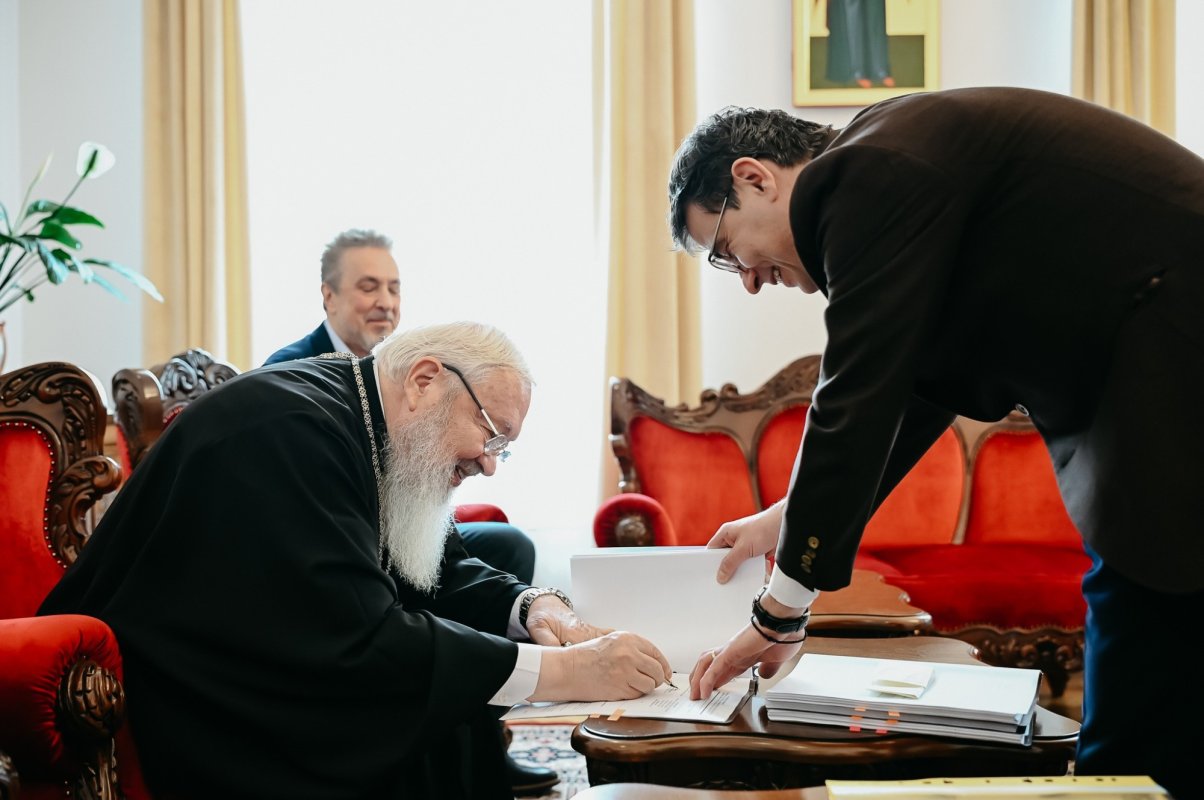 Semnarea contractului pentru reabilitarea Catedralei Mitropolitane clujene 357848