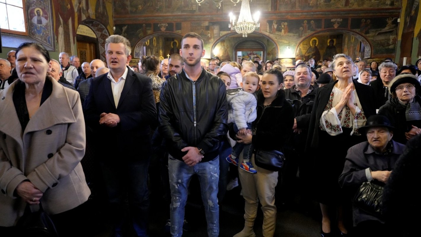 Liturghie arhierească în cea mai veche biserică ortodoxă din Sibiu 357939